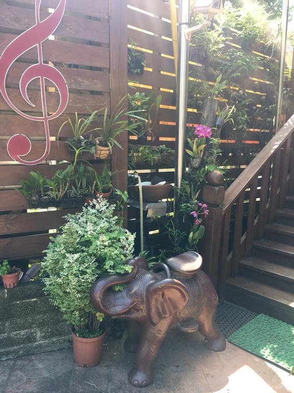 Music House Homestay Нанджуан Екстериор снимка